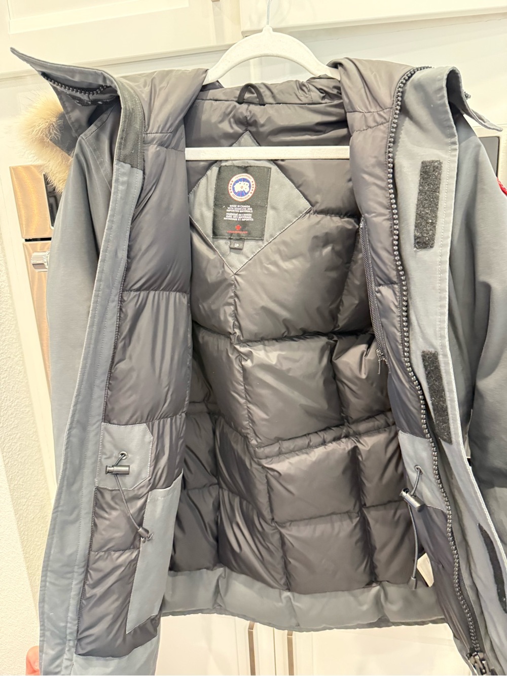Canada Goose Men's Langford Hooded Parka with Fur Trim size small - Picture 7 of 9
